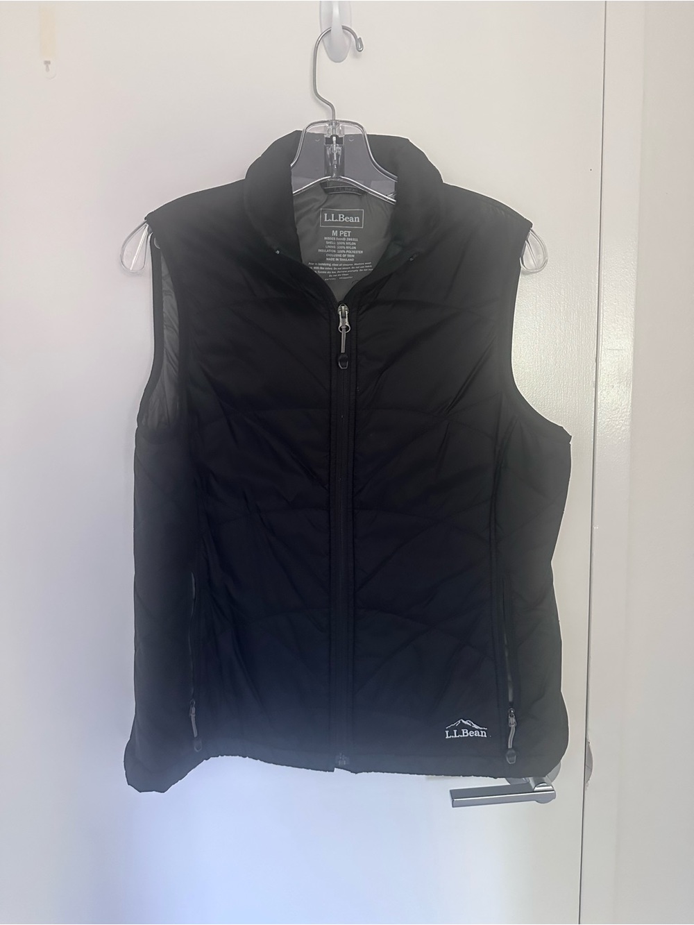 L.L. Bean Black Insulated Quilted Vest petite M